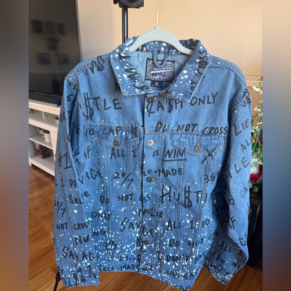 Brooklyn Cloth Blue Denim Jacket Black Graffiti Style text&white paint splatter